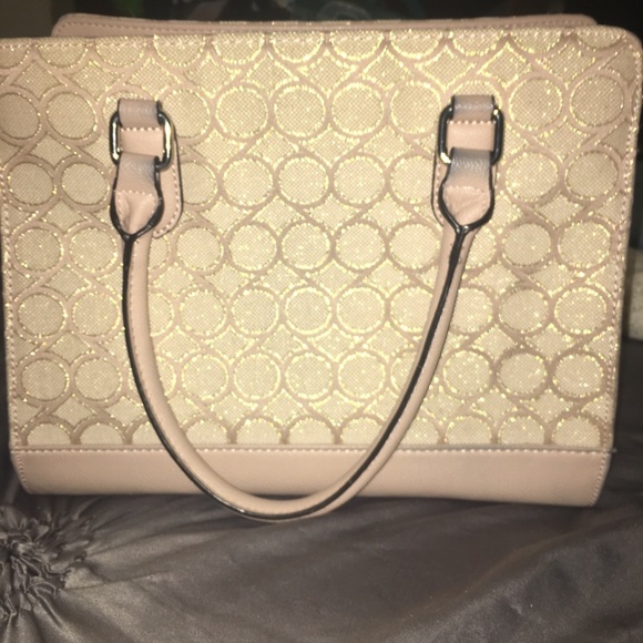 A Nine West purse - Picture 3 of 8